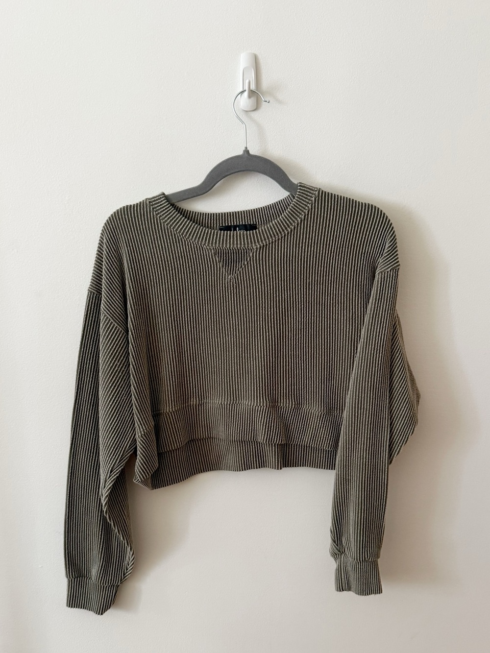Lulu's Olive Ribbed Cropped Crewneck Sweater